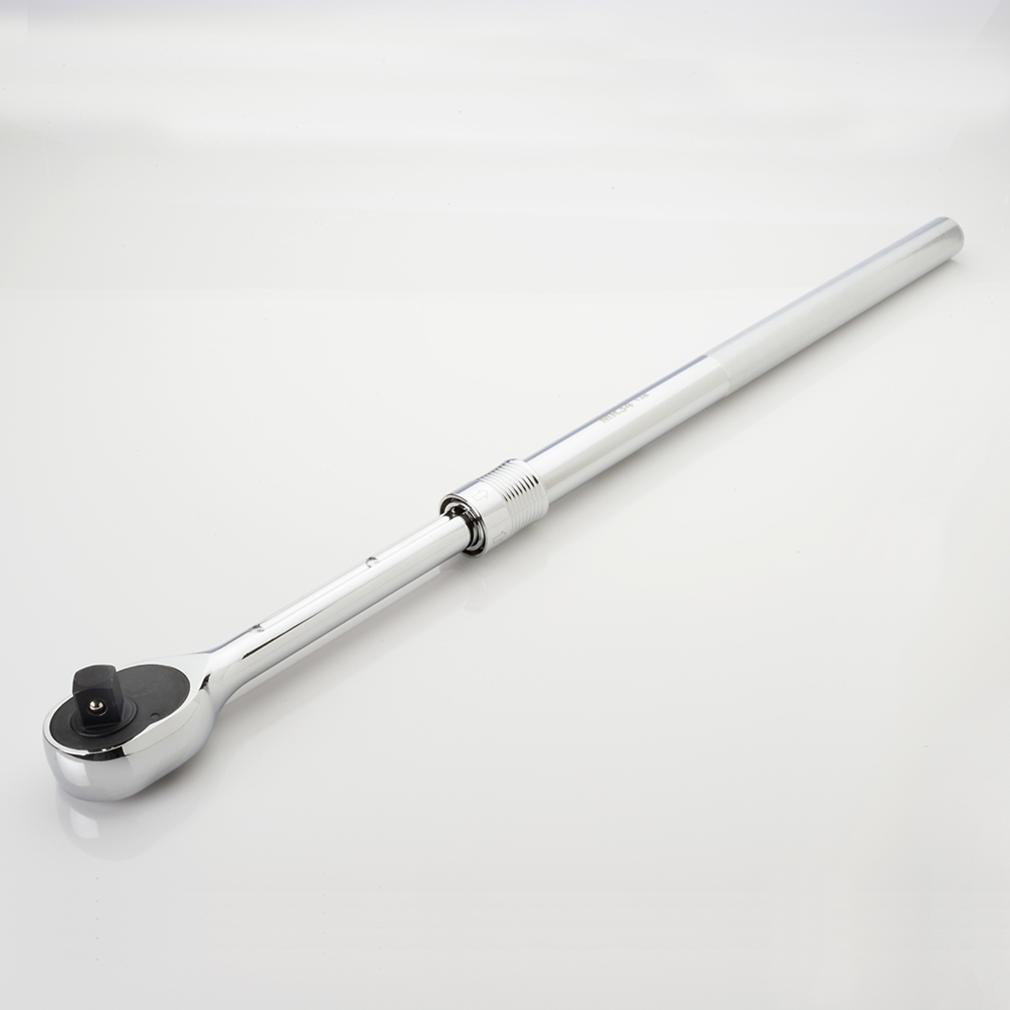 EZRED, 1in. Drive Extendable Ratchet - Extends 24in. - 39.75in., Drive Size 1 in, Tool Length 39.75 in, Pieces (qty.) 1 Model# MR1X